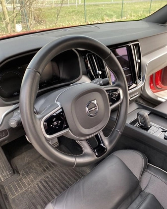 Volvo V60 cena 149999 przebieg: 38000, rok produkcji 2021 z Pobiedziska małe 121